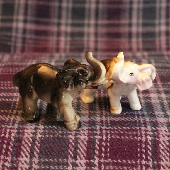 Vintage Japan Elephant Ceramic Figurines Lot of Two - Picture 1 of 12